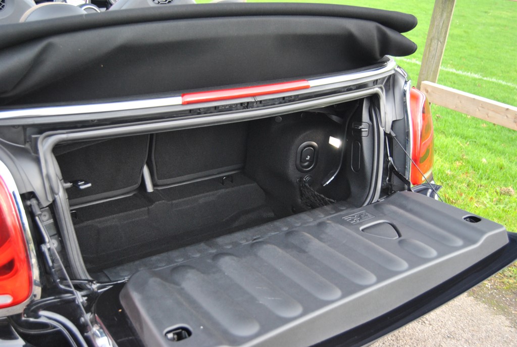 Used MINI Convertible 2016 for sale - 76568175: Photo 25