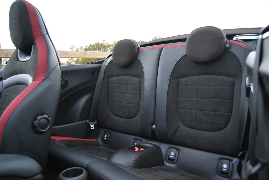 Used MINI Convertible 2016 for sale - 76568175: Photo 28