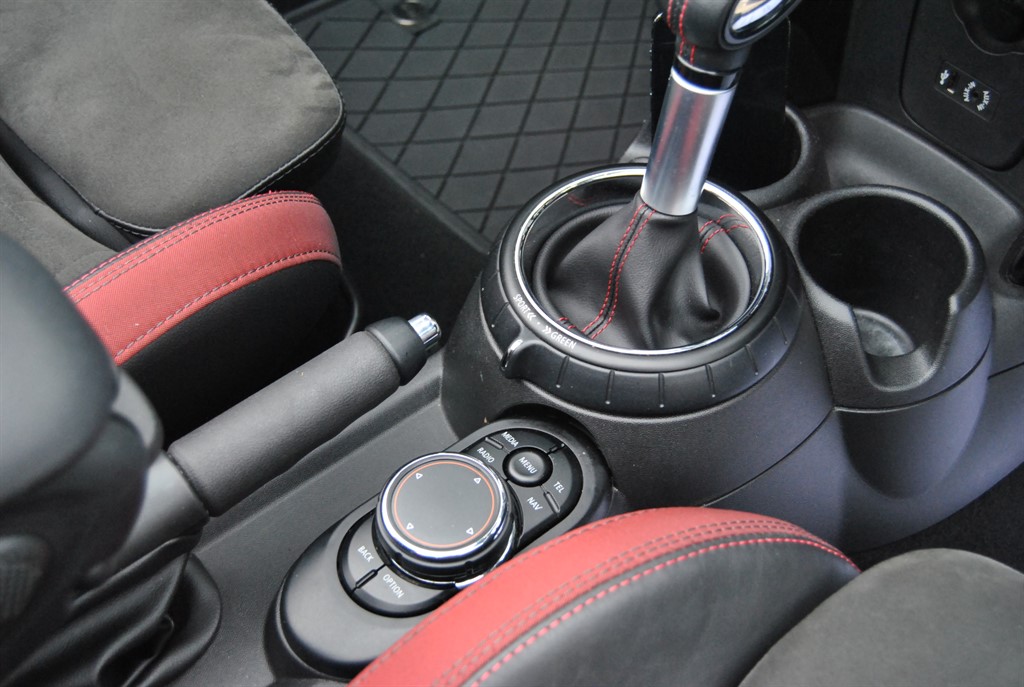 Used MINI Convertible 2016 for sale - 76568175: Photo 34