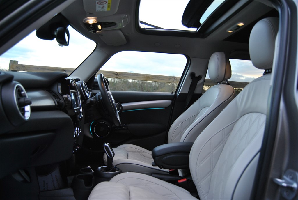 Used MINI Hatch 2020 for sale - 76615904: Photo 10