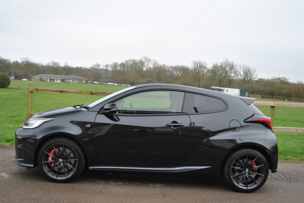 Used Toyota Yaris 2022 for sale - 77795252: Photo 12