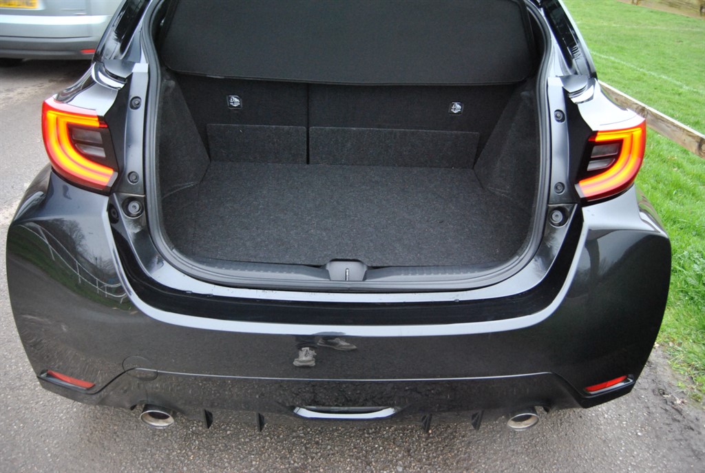 Used Toyota Yaris 2022 for sale - 77795252: Photo 17