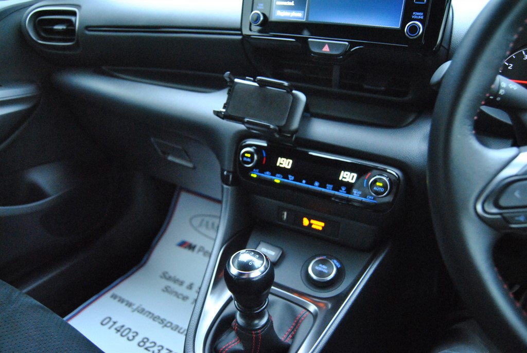 Used Toyota Yaris 2022 for sale - 77795252: Photo 18