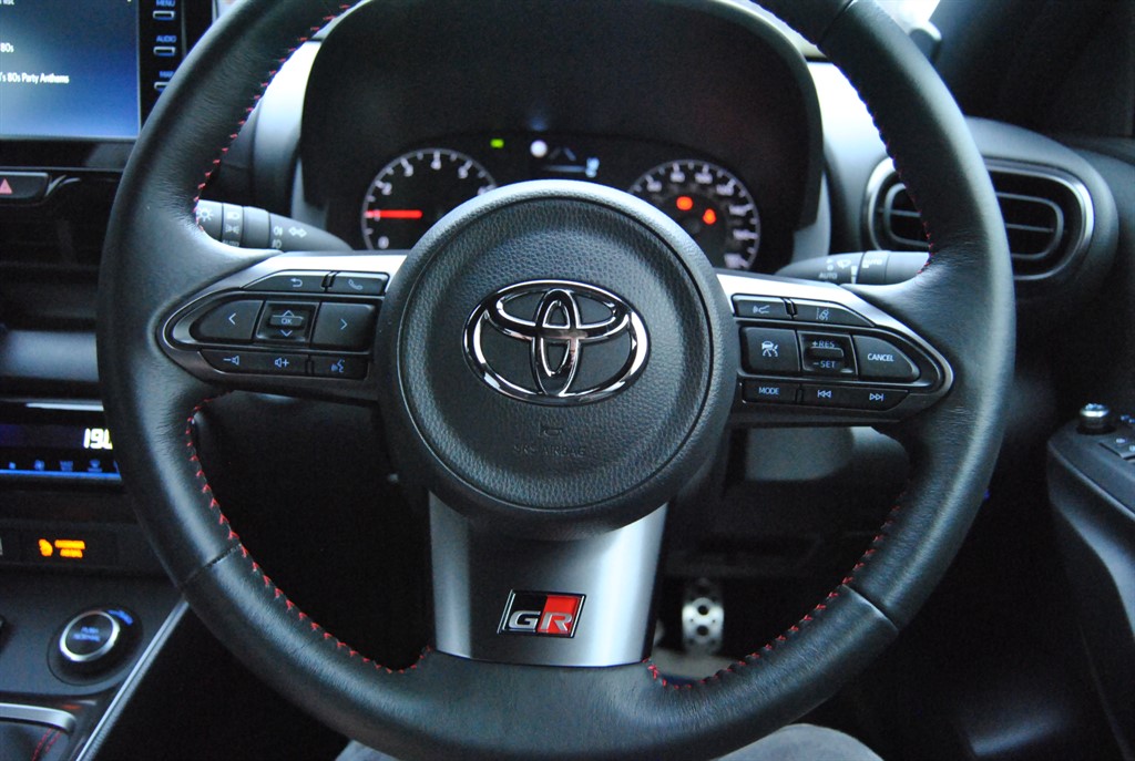 Used Toyota Yaris 2022 for sale - 77795252: Photo 19