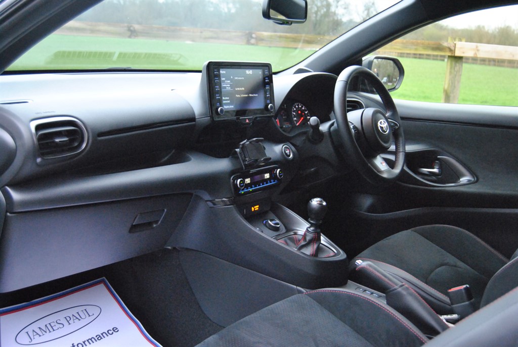 Used Toyota Yaris 2022 for sale - 77795252: Photo 25