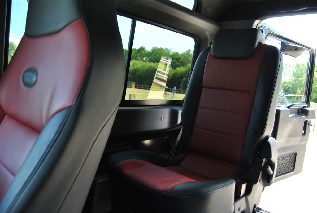 Used Land Rover Defender 90 2015 for sale - 77079305: Photo 14