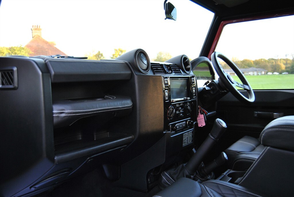 Used Land Rover Defender 2014 for sale - 76390310: Photo 41