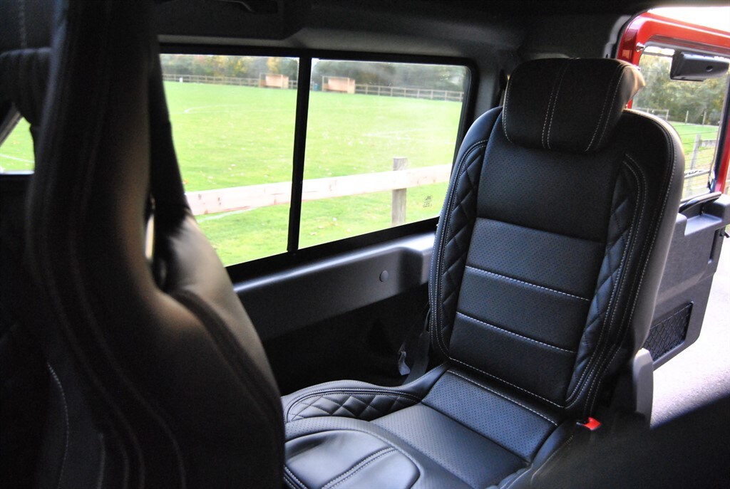 Used Land Rover Defender 2014 for sale - 76390310: Photo 44