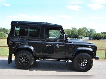Used Land Rover Defender 90 2015 for sale - 75571392: Photo