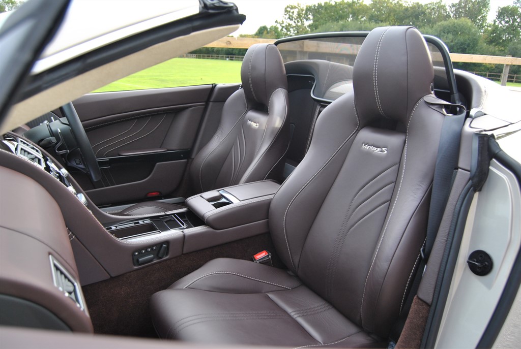 Used Aston Martin Vantage 2012 for sale - 76140476: Photo 29