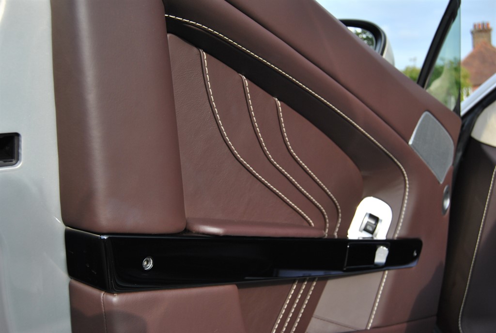 Used Aston Martin Vantage 2012 for sale - 76140476: Photo 34