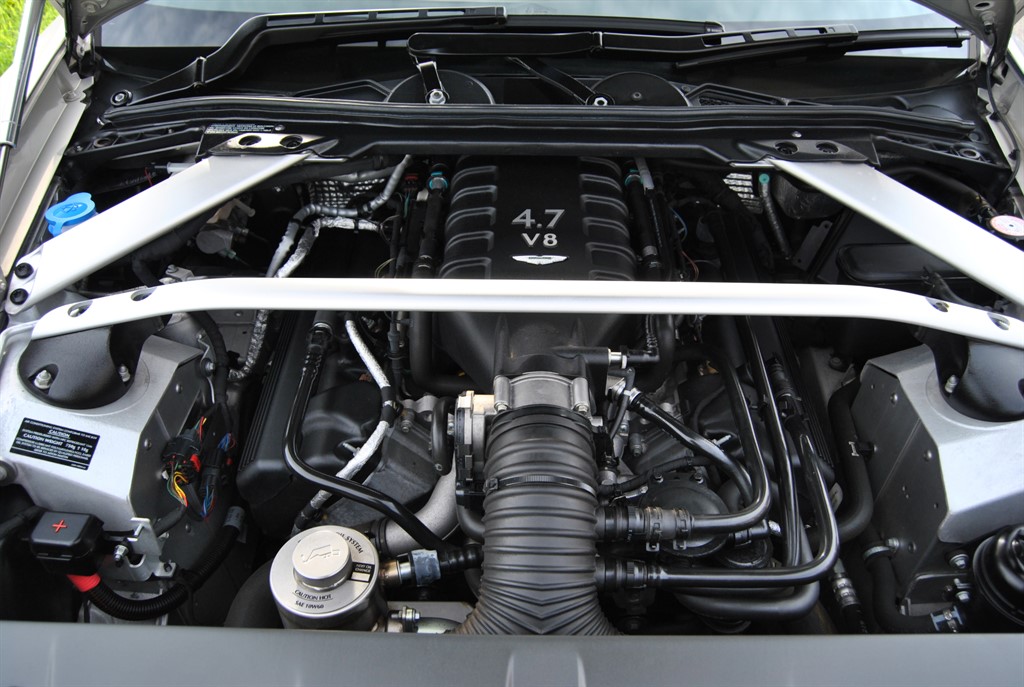 Used Aston Martin Vantage 2012 for sale - 76140476: Photo 37