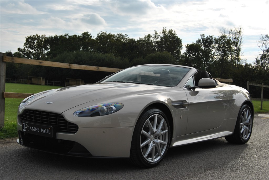Used Aston Martin Vantage 2012 for sale - 76140476: Photo 46