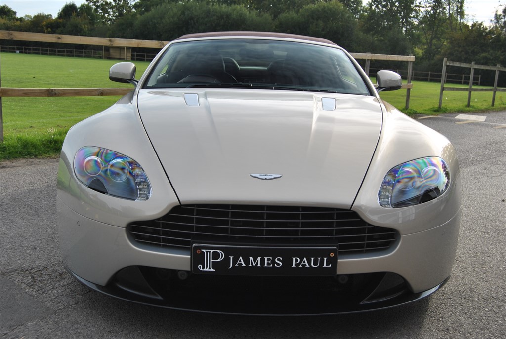 Used Aston Martin Vantage 2012 for sale - 76140476: Photo 51