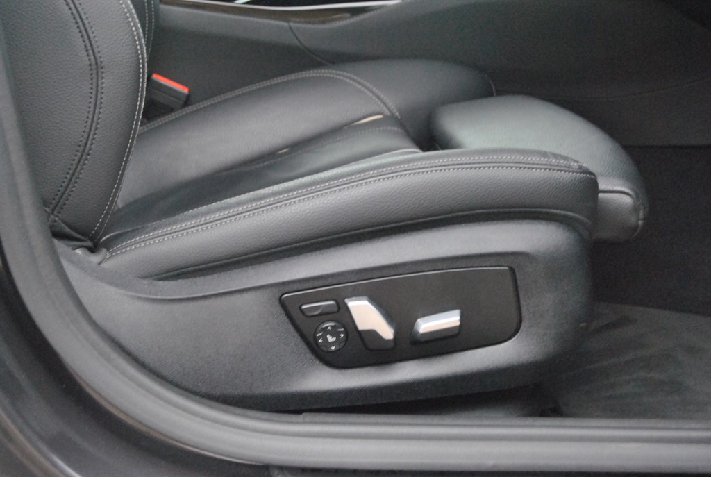 Used BMW 5 Series 2018 for sale - 76261792: Photo 11