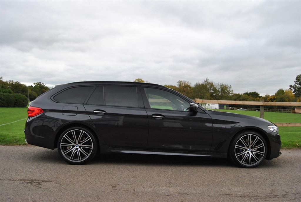 Used BMW 5 Series 2018 for sale - 76261792: Photo 2