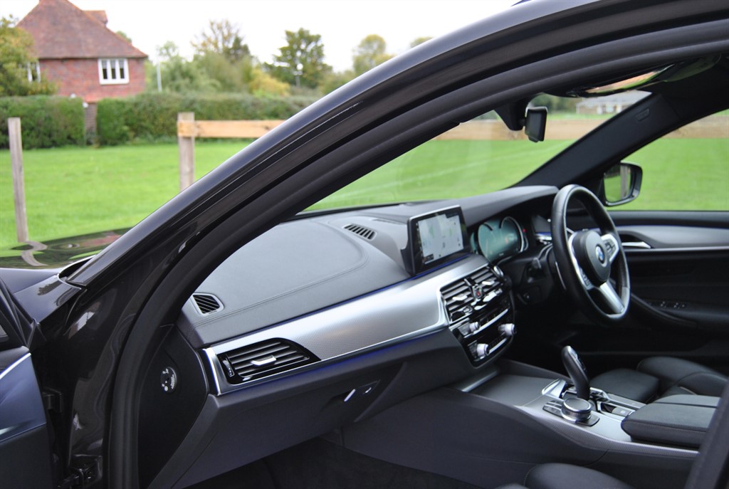 Used BMW 5 Series 2018 for sale - 76261792: Photo 31