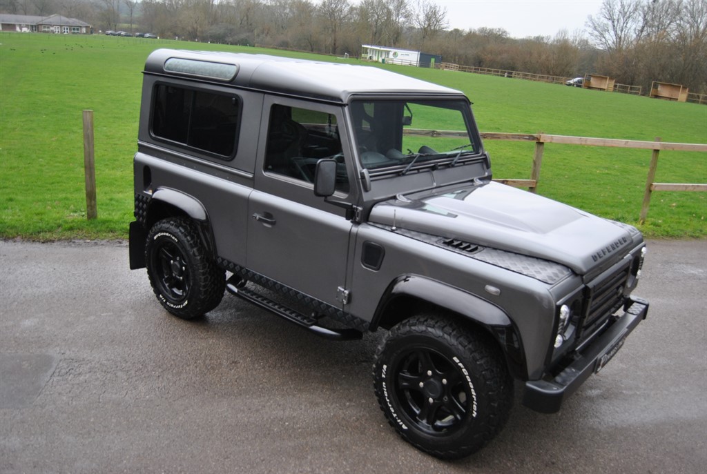 Used Land Rover Defender 2015 for sale - 77036456: Photo 1