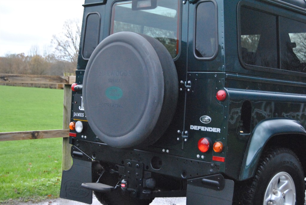 Used Land Rover Defender 2015 for sale - 76835097: Photo 18