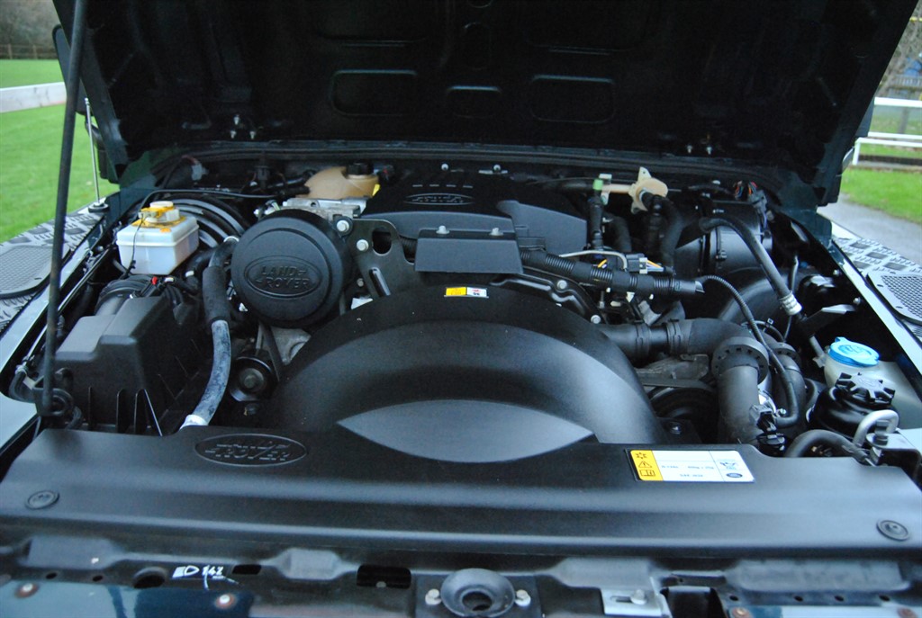 Used Land Rover Defender 2015 for sale - 76835097: Photo 28