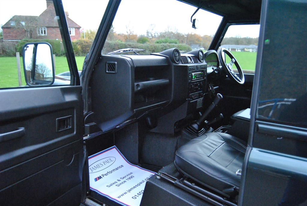 Used Land Rover Defender 2015 for sale - 76835097: Photo 34