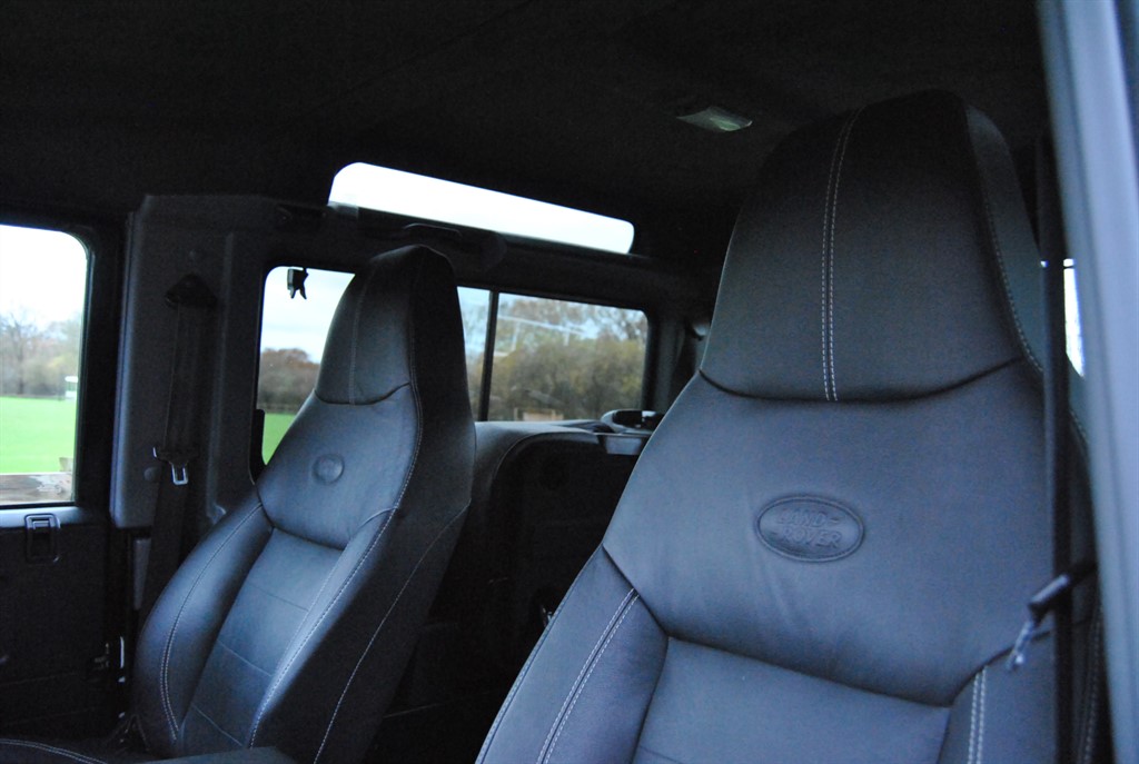 Used Land Rover Defender 2015 for sale - 76835097: Photo 35