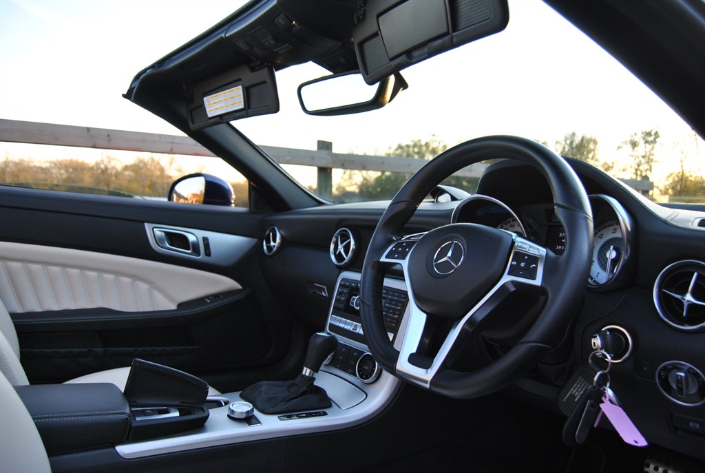 Used Mercedes-Benz SLK 2012 for sale - 76652865: Photo 6