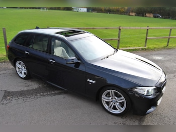 Used BMW 5 Series 2017 for sale - 76466615: Photo