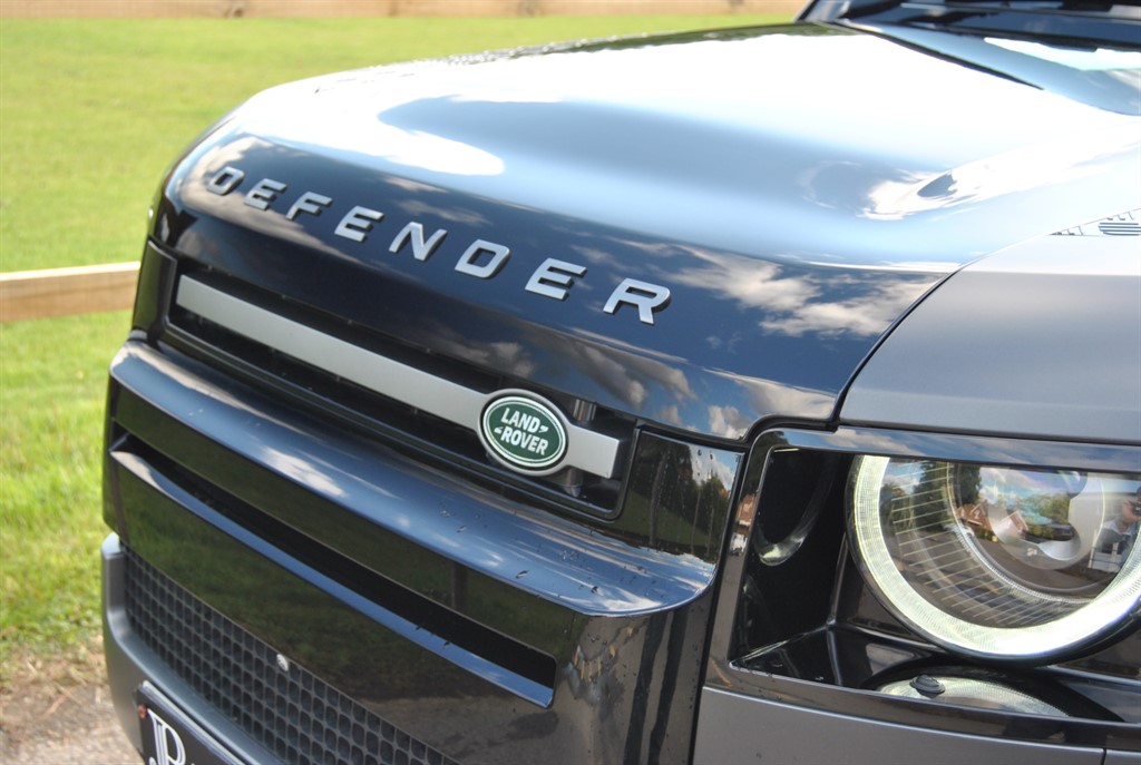 Used Land Rover Defender 2022 for sale - 76140490: Photo 14