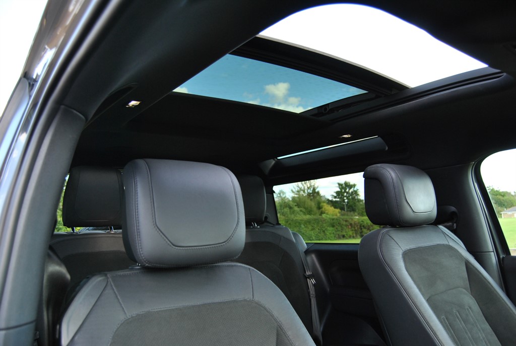 Used Land Rover Defender 2022 for sale - 76140490: Photo 18