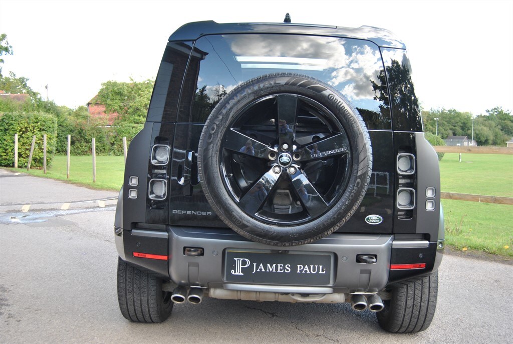 Used Land Rover Defender 2022 for sale - 76140490: Photo 30