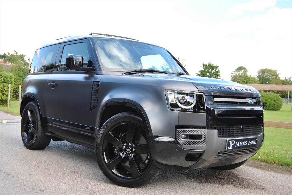 Used Land Rover Defender 2022 for sale - 76140490: Photo 4