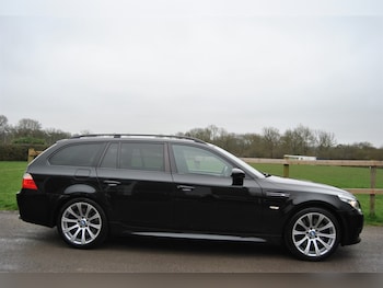 Used BMW M5 2007 for sale - 77795239: Photo