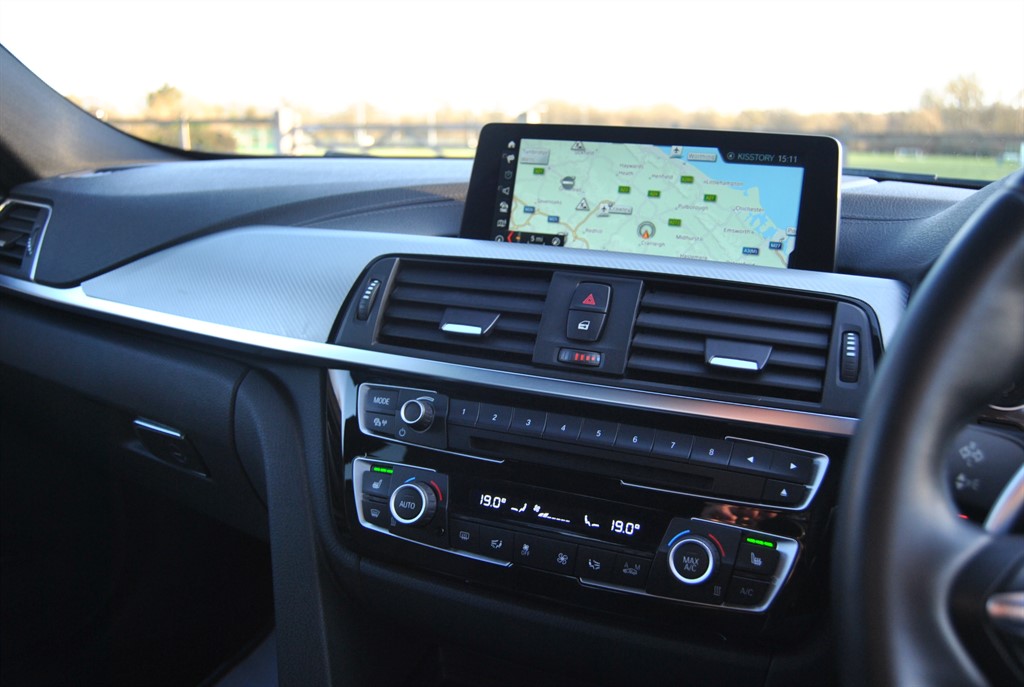 Used BMW 3 Series 2018 for sale - 77134211: Photo 8