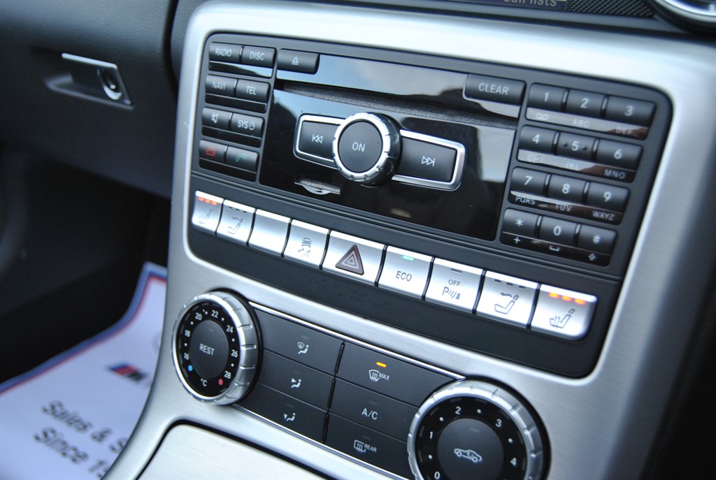 Used Mercedes-Benz SLK 2014 for sale - 76738572: Photo 24