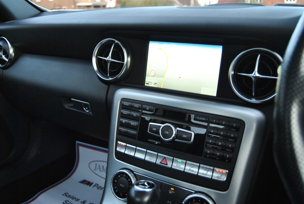 Used Mercedes-Benz SLK 2014 for sale - 76738572: Photo 33