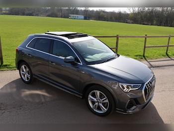 Used Audi Q3 2019 for sale - 77763094: Photo