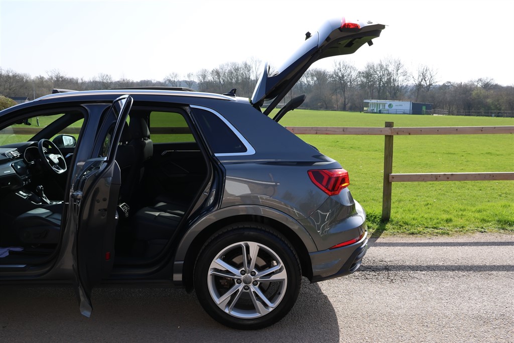 Used Audi Q3 2019 for sale - 77763094: Photo 23