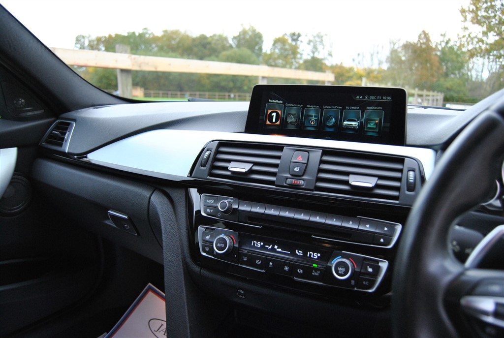 Used BMW 3 Series 2017 for sale - 76420705: Photo 8