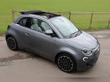 Used Fiat 500e 2023 for sale - 78885695: Photo