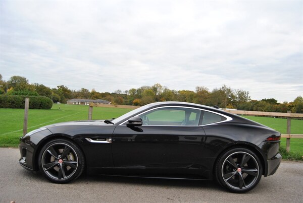 Used Jaguar F-Type 2019 for sale - 76311425: Photo 17