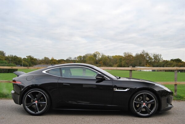 Used Jaguar F-Type 2019 for sale - 76311425: Photo 2