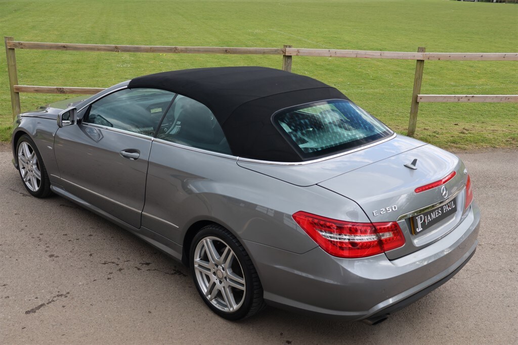 Used Mercedes-Benz E Class 2011 for sale - 78089132: Photo 9