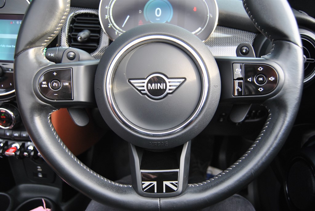 Used MINI Convertible 2022 for sale - 77532401: Photo 13