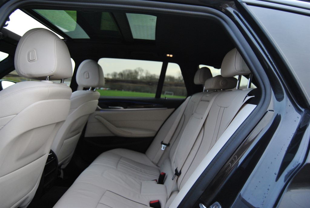 Used BMW 5 Series 2019 for sale - 77347611: Photo 32