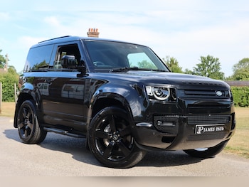 Used Land Rover Defender 2023 for sale - 79134000: Photo
