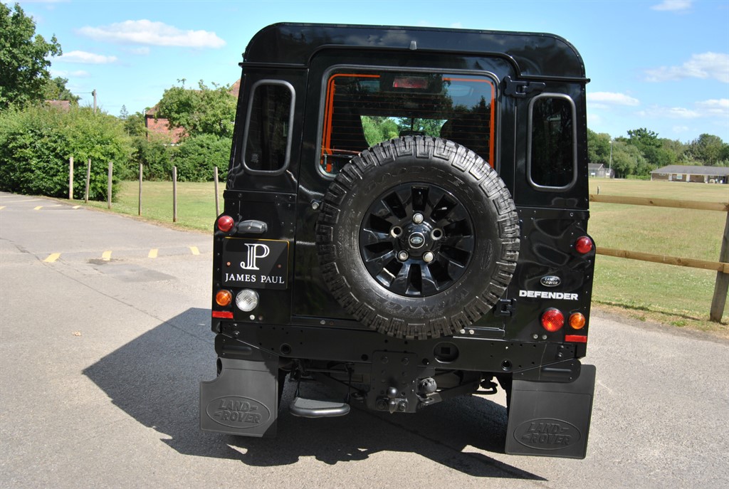 Used Land Rover Defender 90 2015 for sale - 77778805: Photo 41