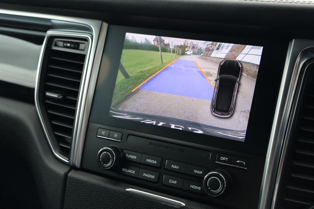 Used Porsche Macan 2018 for sale - 78067260: Photo 12