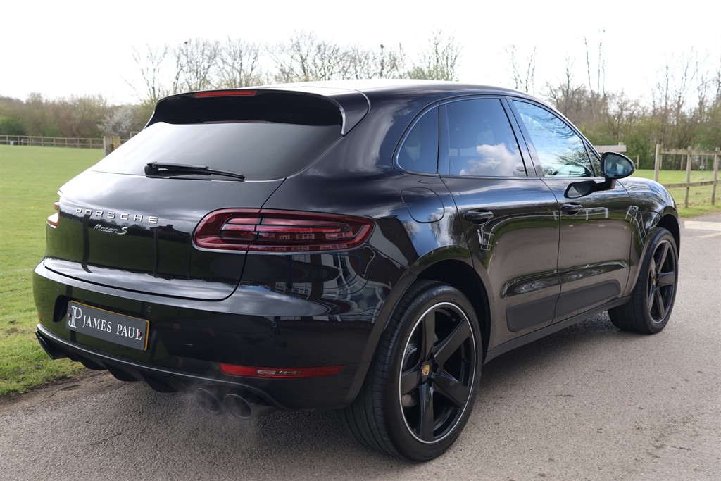 Used Porsche Macan 2018 for sale - 78067260: Photo 3