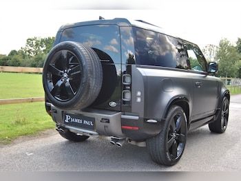 Used Land Rover Defender 90 2022 for sale - 75815762: Photo